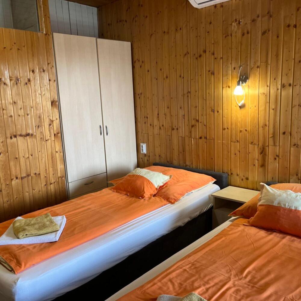 Bed and Breakfast Lenzl'S Panzio Szigetvár Exteriér fotografie